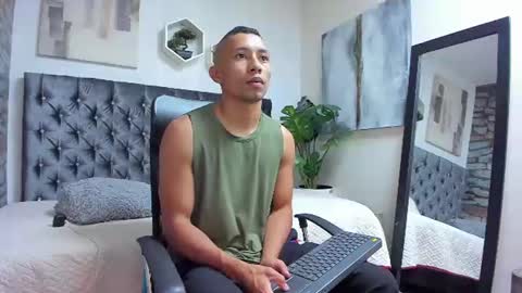 Snapshot of richar_voller chatting on 10, 7, 2026 richar_voller online show from 10, 7, 2026
