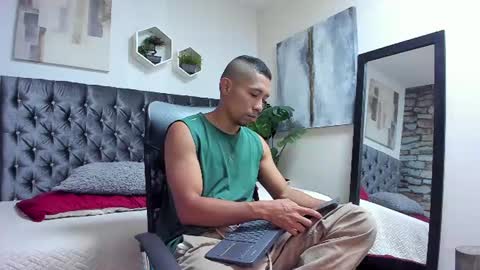 Snapshot of richar_voller chatting on 13, 7, 2026 richar_voller online show from 13, 7, 2026