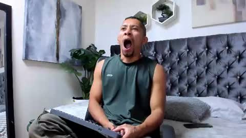 Snapshot of richar_voller chatting on 27, 7, 2026 richar_voller online show from 27, 7, 2026