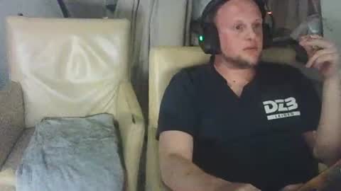 richardd110011 online show from 9, 5, 2026