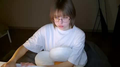 Luna online show from 22, 4, 2026