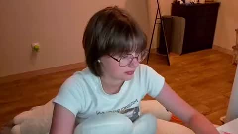 Snapshot of richardlundsten chatting on 30, 6, 2026 Luna online show from 30, 6, 2026