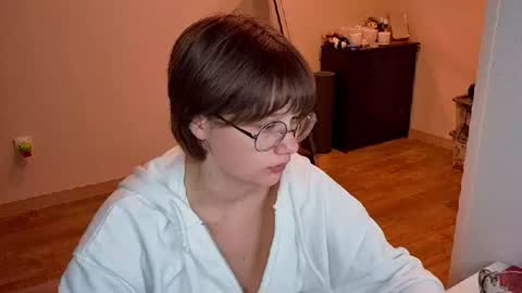 Snapshot of richardlundsten chatting on 20, 7, 2026 Luna online show from 20, 7, 2026