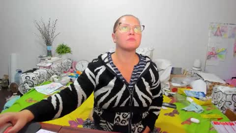 Snapshot of richlucky555 chatting on 9, 11, 2025 Anna - not anna - right Anna online show from 9, 11, 2025