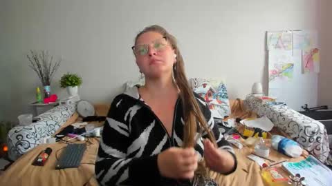 Snapshot of richlucky555 chatting on 17, 3, 2026 Anna - not anna - right Anna online show from 17, 3, 2026