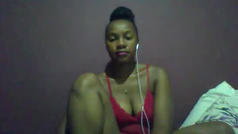 Snapshot of ricie001 chatting on 8, 2, 2026 ricie001 online show from 8, 2, 2026