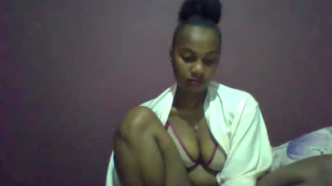 Snapshot of ricie001 chatting on 10, 2, 2026 ricie001 online show from 10, 2, 2026