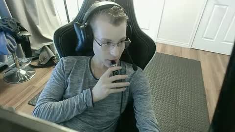 Snapshot of rickgosling chatting on 23, 9, 2025 rickgosling online show from 23, 9, 2025