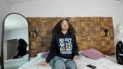 Sara online show from 20, 2, 2025