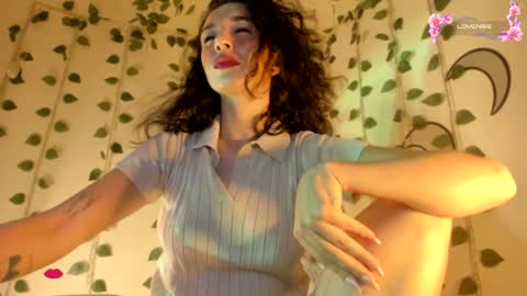 Independent model online show from 6, 12, 2024