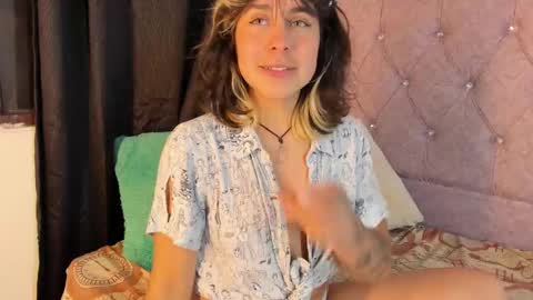 Riley online show from 4, 2, 2025