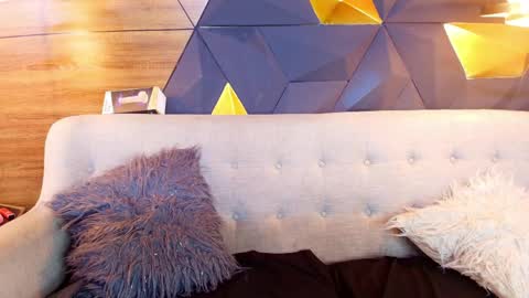 Snapshot of riley_reid_19 chatting on 9, 4, 2026 kamila online show from 9, 4, 2026