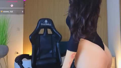 Riley Sierra online show from 24, 1, 2025