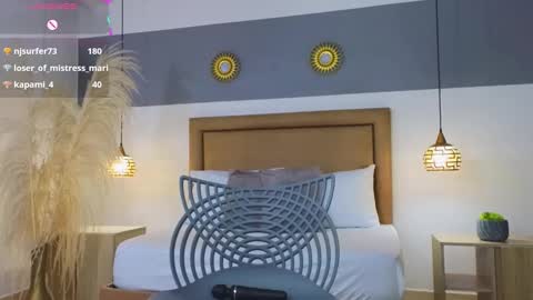 Riley Sierra online show from 1, 2, 2025