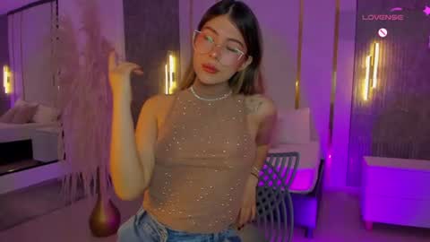 Riley Sierra online show from 2, 7, 2026