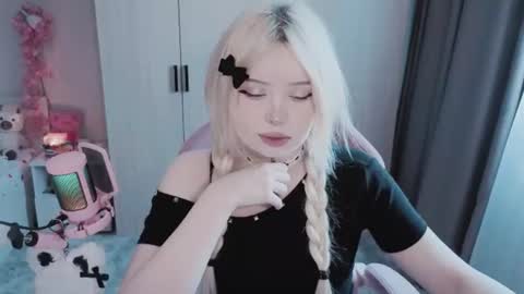 Snapshot of riley_vice chatting on 1, 7, 2026 Sofia online show from 1, 7, 2026