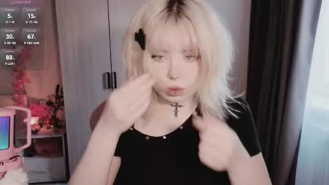 Snapshot of riley_vice chatting on 9, 7, 2026 Sofia online show from 9, 7, 2026