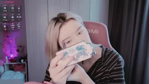 Snapshot of riley_vice chatting on 6, 8, 2026 Sofia online show from 6, 8, 2026