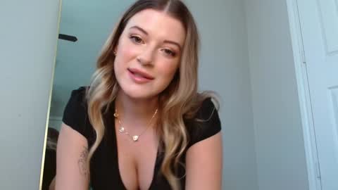 riley depp online show from 30, 12, 2024