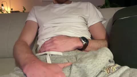 Snapshot of rileyman13xx chatting on 22, 2, 2025 rileyman13xx online show from 22, 2, 2025