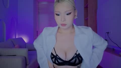 rileymee online show from 23, 9, 2025