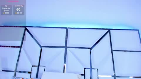 Riley online show from 4, 3, 2025