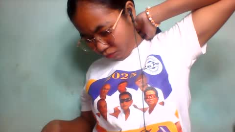 Snapshot of rinah856024 chatting on 2, 8, 2026 rinah856024 online show from 2, 8, 2026