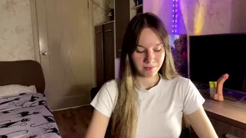 RinaRight online show from 5, 8, 2026