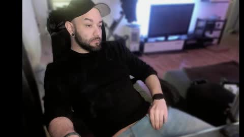 Ask Me online show from 4, 3, 2025