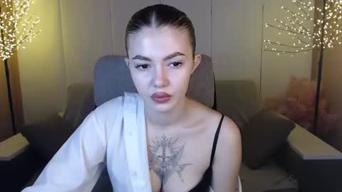 Snapshot of ritaneer chatting on 12, 1, 2025 ritaneer online show from 12, 1, 2025