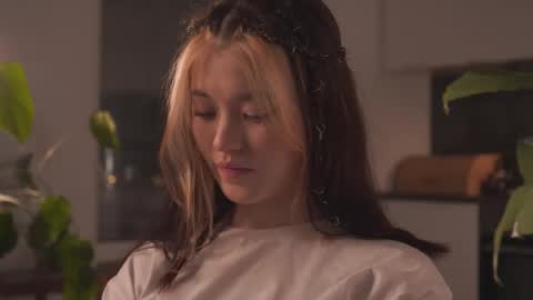 Snapshot of rivagosnell chatting on 13, 2, 2026 Akemi online show from 13, 2, 2026