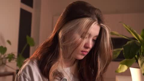 Snapshot of rivagosnell chatting on 10, 3, 2026 Akemi online show from 10, 3, 2026