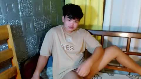 Snapshot of rnl_cum chatting on 18, 10, 2025 RICH MY GOAL online show from 18, 10, 2025
