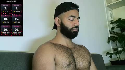 SebasRoa online show from 17, 12, 2024