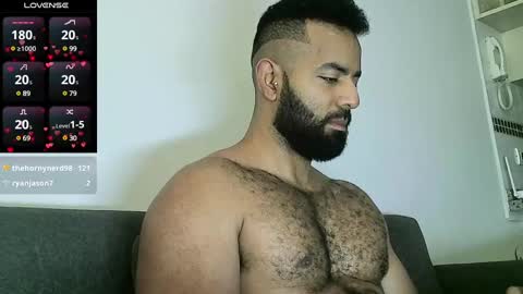 SebasRoa online show from 17, 1, 2025