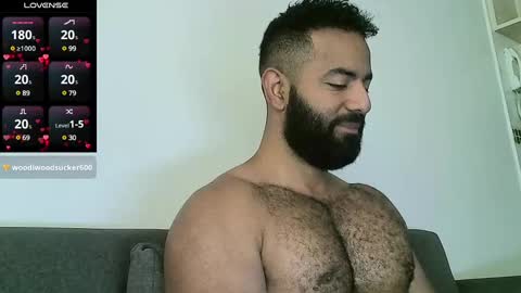 SebasRoa online show from 13, 2, 2025