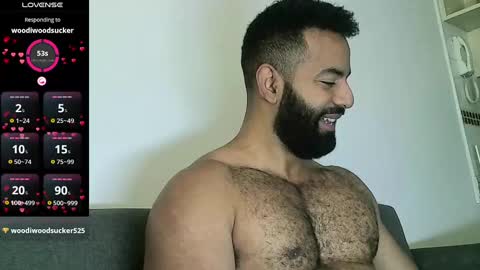 SebasRoa online show from 17, 2, 2025