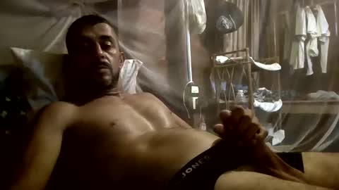 Daddy online show from 8, 2, 2025