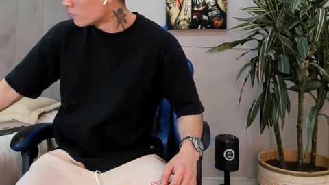 Roan Birkin online show from 7, 5, 2026