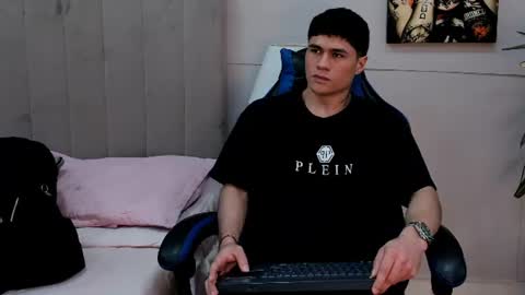 Roan Birkin online show from 14, 6, 2026