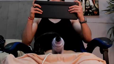 Roan Birkin online show from 19, 6, 2026