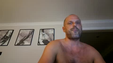 Snapshot of rob253959 chatting on 8, 8, 2026 rob253959 online show from 8, 8, 2026