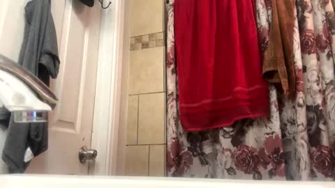 Snapshot of robbb1095 chatting on 10, 3, 2026 Texasmade210 online show from 10, 3, 2026