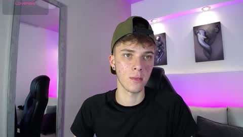 Robbin online show from 3, 12, 2025