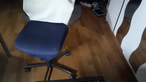 robertbrazil762778 online show from 25, 9, 2025