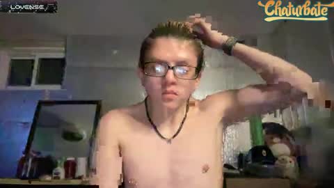 Snapshot of robertcicijr21 chatting on 8, 12, 2024 Robert Cici Jr. online show from 8, 12, 2024