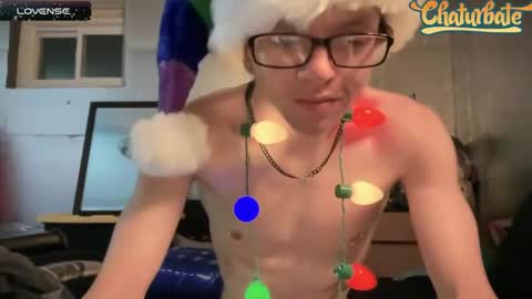 Snapshot of robertcicijr21 chatting on 8, 12, 2024 Robert Cici Jr. online show from 8, 12, 2024