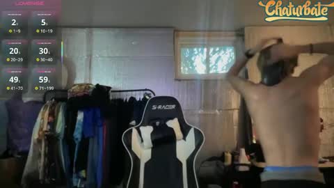 Snapshot of robertcicijr21 chatting on 1, 10, 2025 Robert Cici Jr. online show from 1, 10, 2025