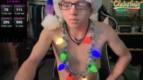 Snapshot of robertcicijr21 chatting on 23, 12, 2025 Robert Cici Jr. online show from 23, 12, 2025