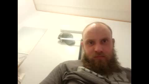 robertd5094 online show from 7, 1, 2026